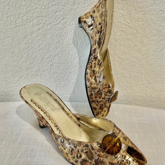 DBDk Fashion animal print, open-toe mule heels with rhinestone embellishments - Picture 1 of 8